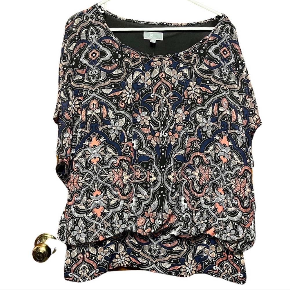 5/$20 Flutter Sleeve Dolman top NWT